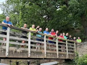 Cobra outdoors run, along bridge